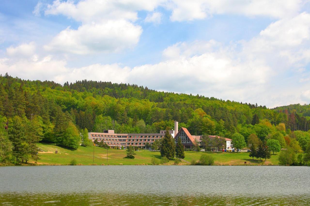 Apartman Vsemina 300 Zewnętrze zdjęcie